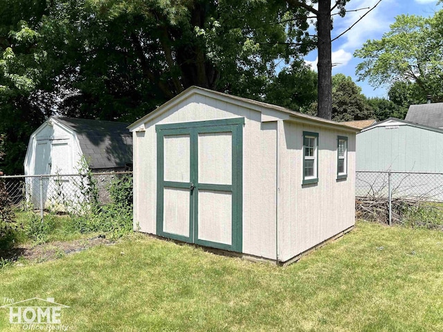 435 Brandon St, Owosso, MI 48867 - view of shed