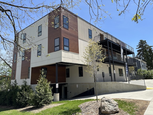 911 S Main St, Ann Arbor, MI 48104 - photo 1