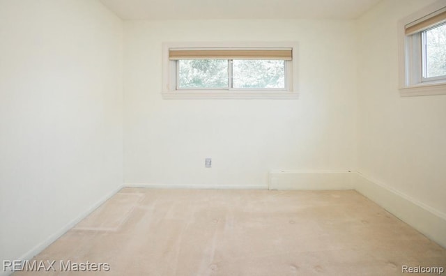 5820 Houghten Dr, Troy, MI 48098 - spare room with carpet floors and baseboards