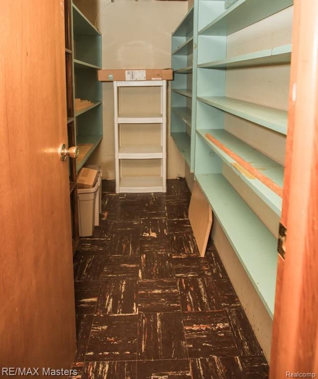 5820 Houghten Dr, Troy, MI 48098 - view of pantry