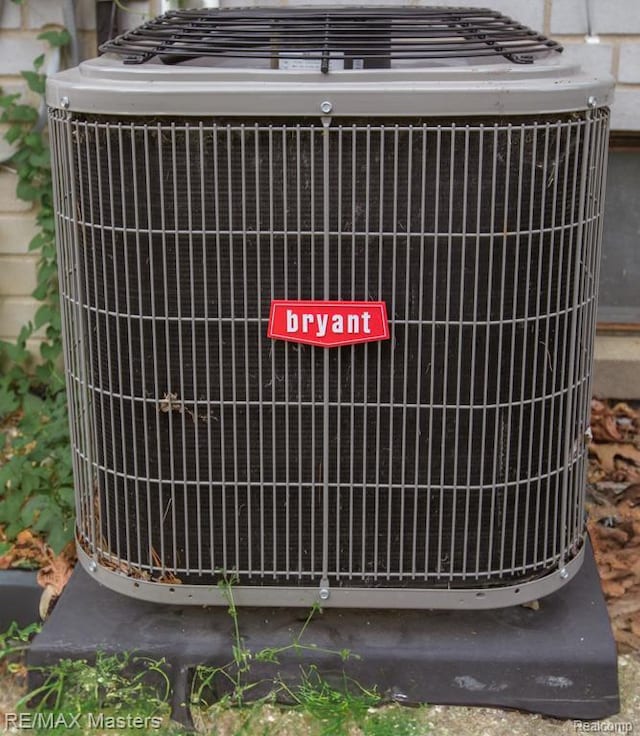 5820 Houghten Dr, Troy, MI 48098 - exterior view of a central air condition unit