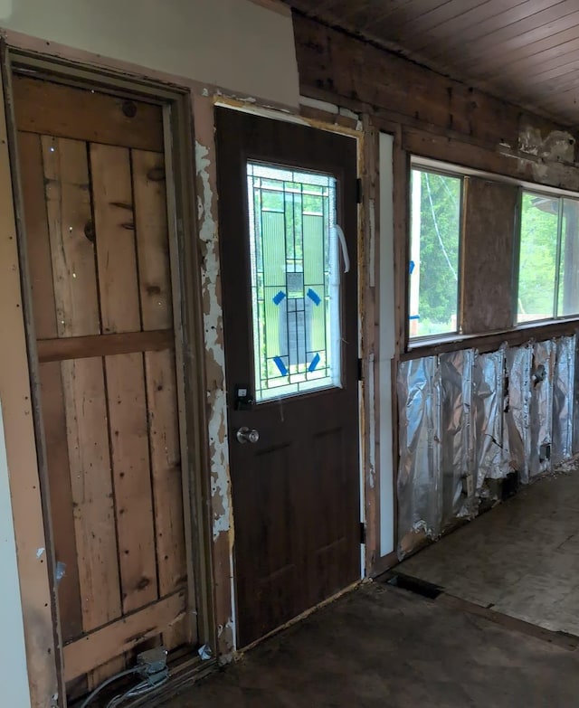 13235 Waterstradt Rd, Marcellus, MI 49067 - entryway featuring wood ceiling