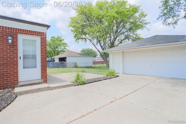 14839 Chippewa Dr, Warren, MI 48088 - view of detached garage