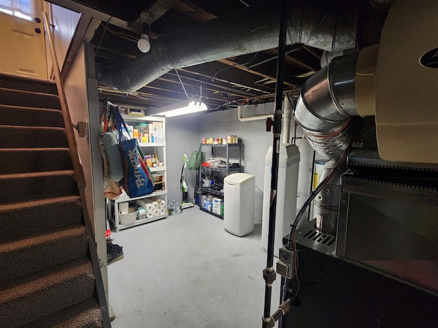 1908 Lakeway Ave, Kalamazoo, MI 49001 - unfinished below grade area with stairs