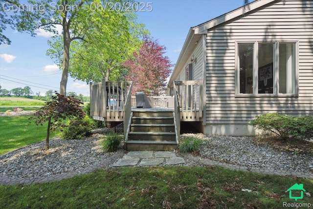 4273 Fairway Ln, Jackson, MI 49201 - view of wooden deck