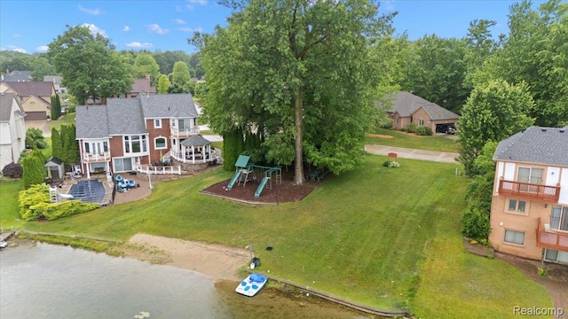 2082 Avon Lake Ln, Rochester Hills, MI 48307 - aerial perspective of suburban area