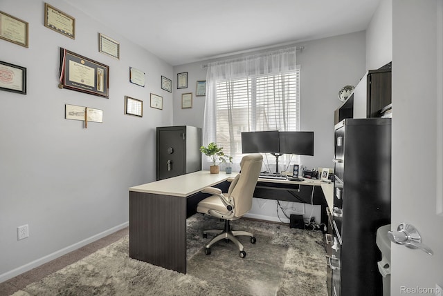 50432 Maywood, Dearborn, MI 48188 - office featuring carpet floors and baseboards