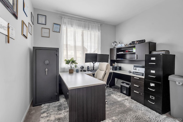 50432 Maywood, Dearborn, MI 48188 - carpeted home office with baseboards