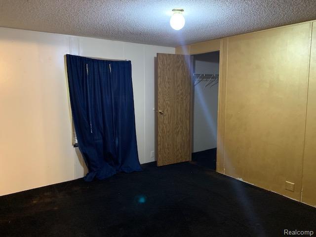 2224 Crocker Ave, Flint, MI 48503 - photo 11