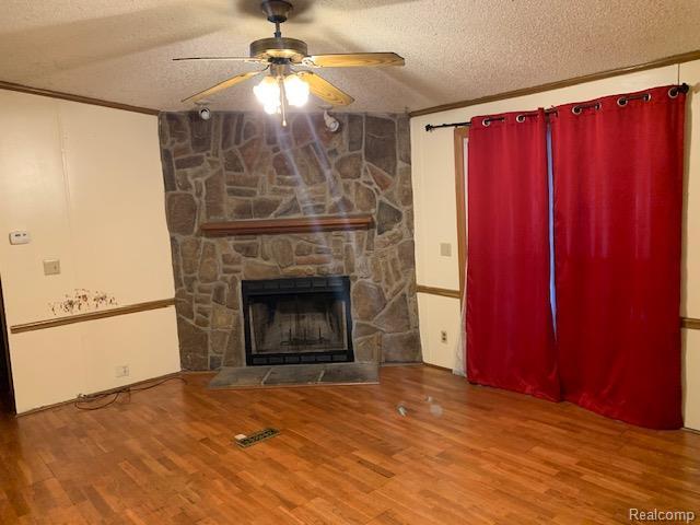 2224 Crocker Ave, Flint, MI 48503 - photo 4