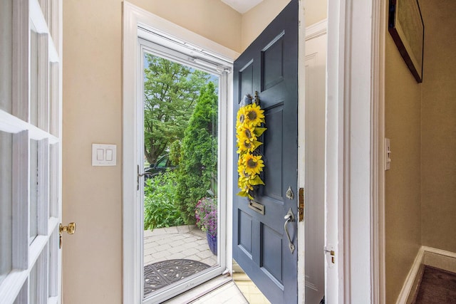 1515 E Stadium Blvd, Ann Arbor, MI 48104 - view of foyer