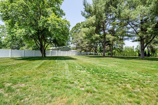 2729 Horton Ct, Niles, MI 49120 - view of yard