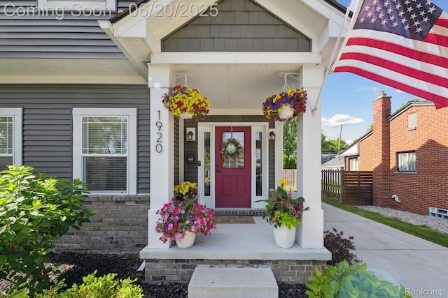 1920 Rowland Ave, Royal Oak, MI 48067 - property entrance featuring a porch