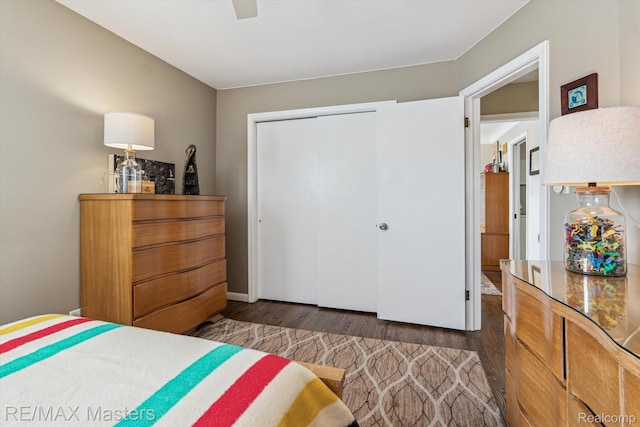 1972 Theodore St, Trenton, MI 48183 - bedroom with wood finished floors, a closet, and ceiling fan