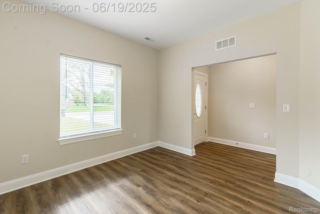 23013 Helen, Southfield, MI 48033 - spare room featuring dark wood-type flooring and baseboards