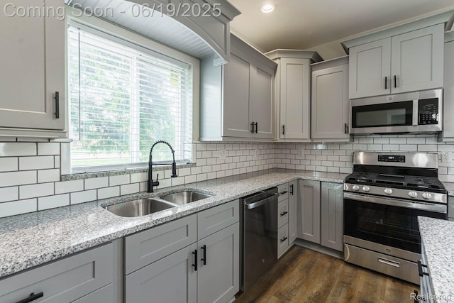 23013 Helen, Southfield, MI 48033 - kitchen with stainless steel appliances, gray cabinetry, plenty of natural light, and recessed lighting