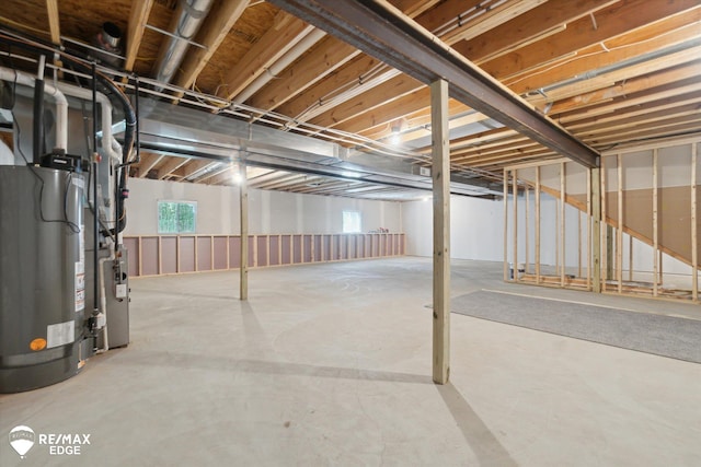 3113 Harbor Pointe Cir, Fenton, MI 48430 - below grade area with water heater