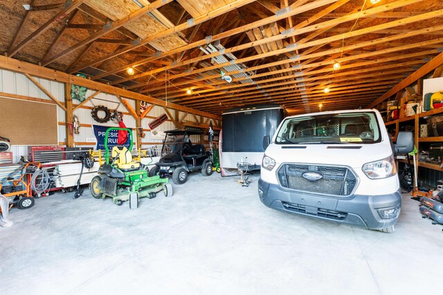 6360 Ray Rd, Swartz Creek, MI 48473 - view of garage