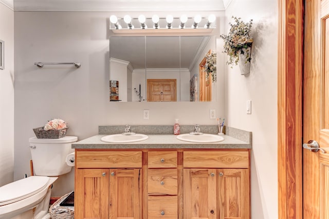 6360 Ray Rd, Swartz Creek, MI 48473 - bathroom featuring double vanity and ornamental molding