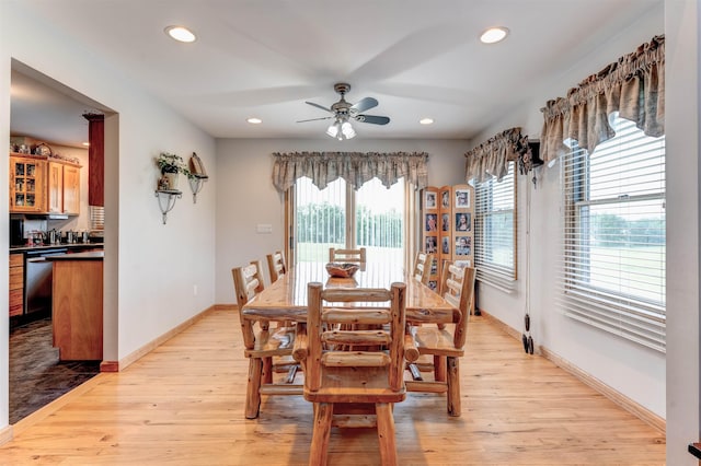 6360 Ray Rd, Swartz Creek, MI 48473 - dining space with a ceiling fan, light wood finished floors, plenty of natural light, recessed lighting, and wet bar