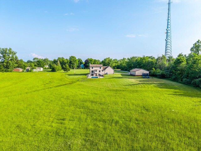 6360 Ray Rd, Swartz Creek, MI 48473 - view of grassy yard