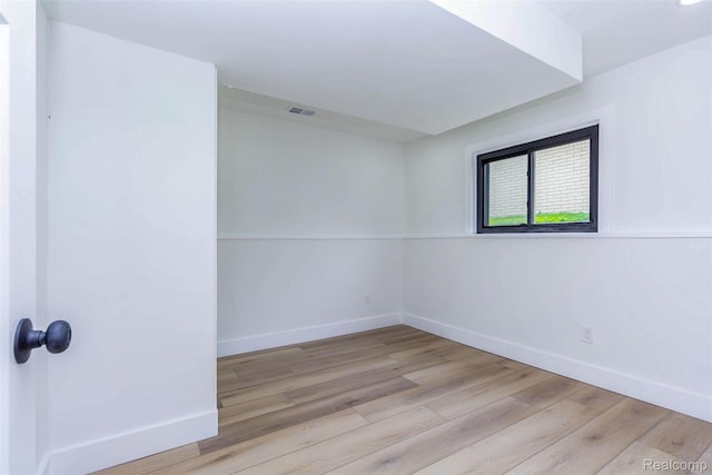 47387 Royal Rd, Macomb, MI 48044 - unfurnished room with wood finished floors and baseboards