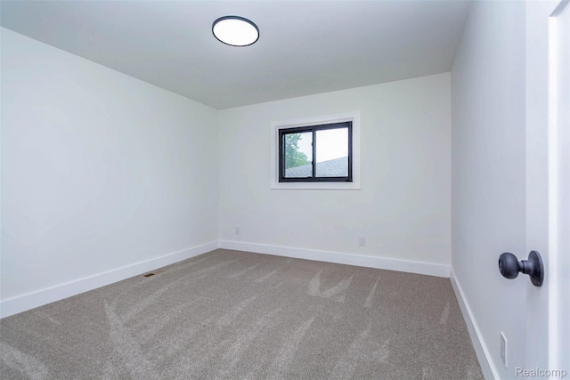 47387 Royal Rd, Macomb, MI 48044 - spare room featuring carpet and baseboards