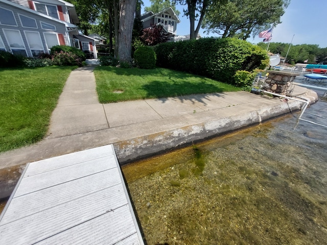 23675 N Shore Dr, Edwardsburg, MI 49112 - exterior view