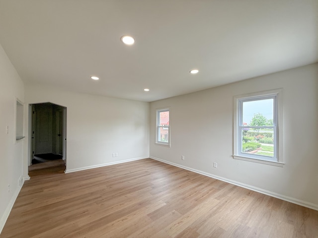 5016 E Outer Dr, Detroit, MI 48234 - empty room featuring light wood-type flooring and recessed lighting