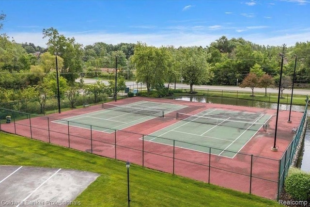 7176 Nottingham, West Bloomfield, MI 48322 - view of tennis court