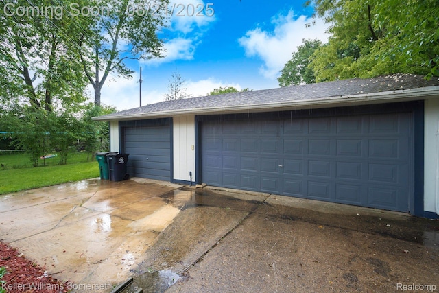 3620 Chester Rd, Royal Oak, MI 48073 - view of detached garage