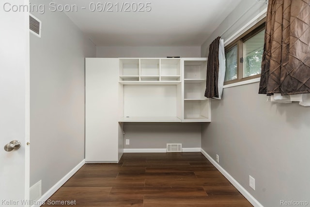 3620 Chester Rd, Royal Oak, MI 48073 - spacious closet featuring built in study area and dark wood finished floors