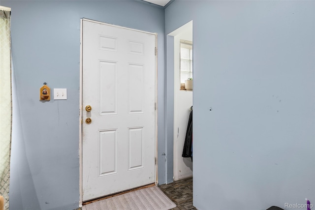 17304 Barlow St, Detroit, MI 48205 - view of foyer entrance