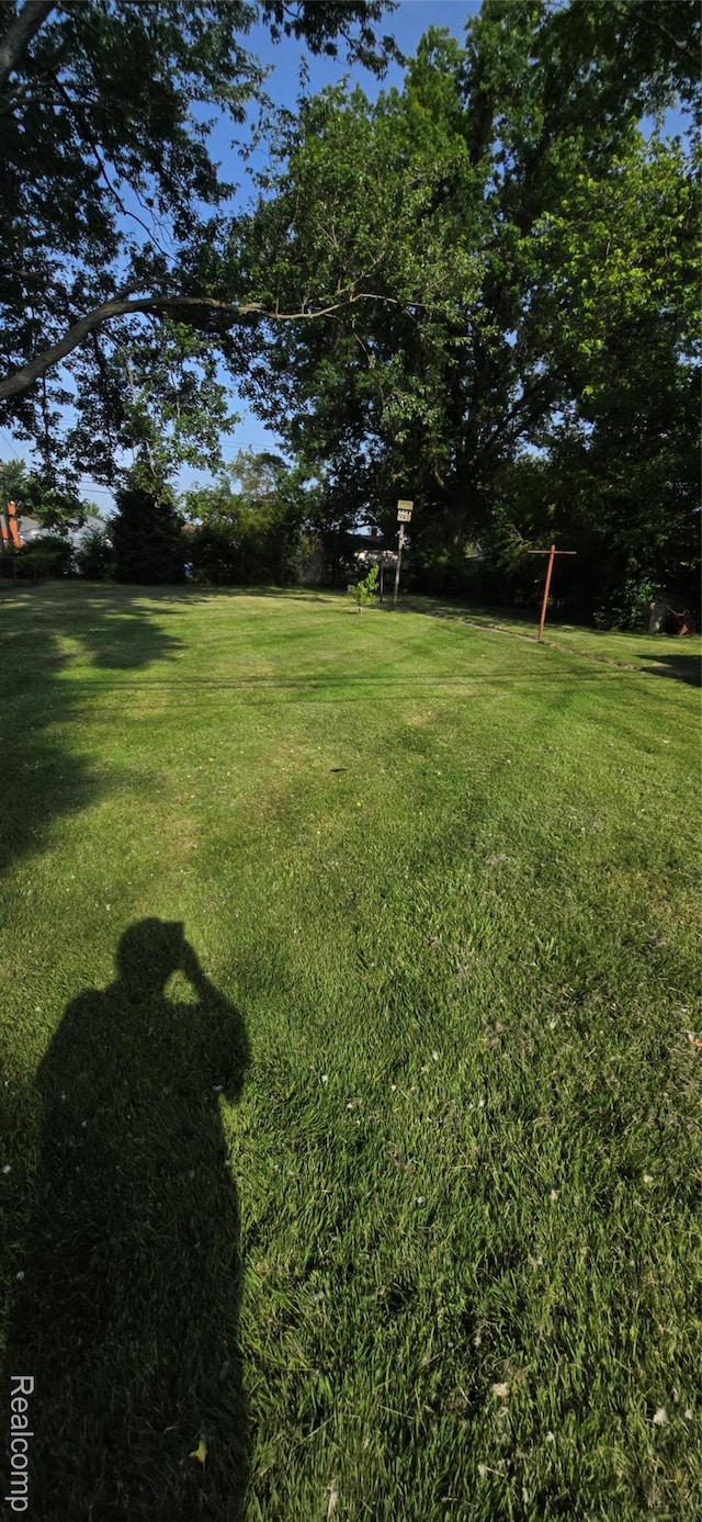 25459 Curie Ave, Warren, MI 48091