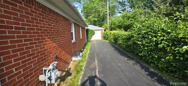 25459 Curie Ave, Warren, MI 48091