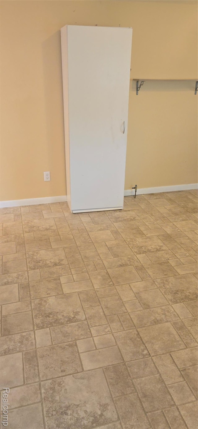 25459 Curie Ave, Warren, MI 48091