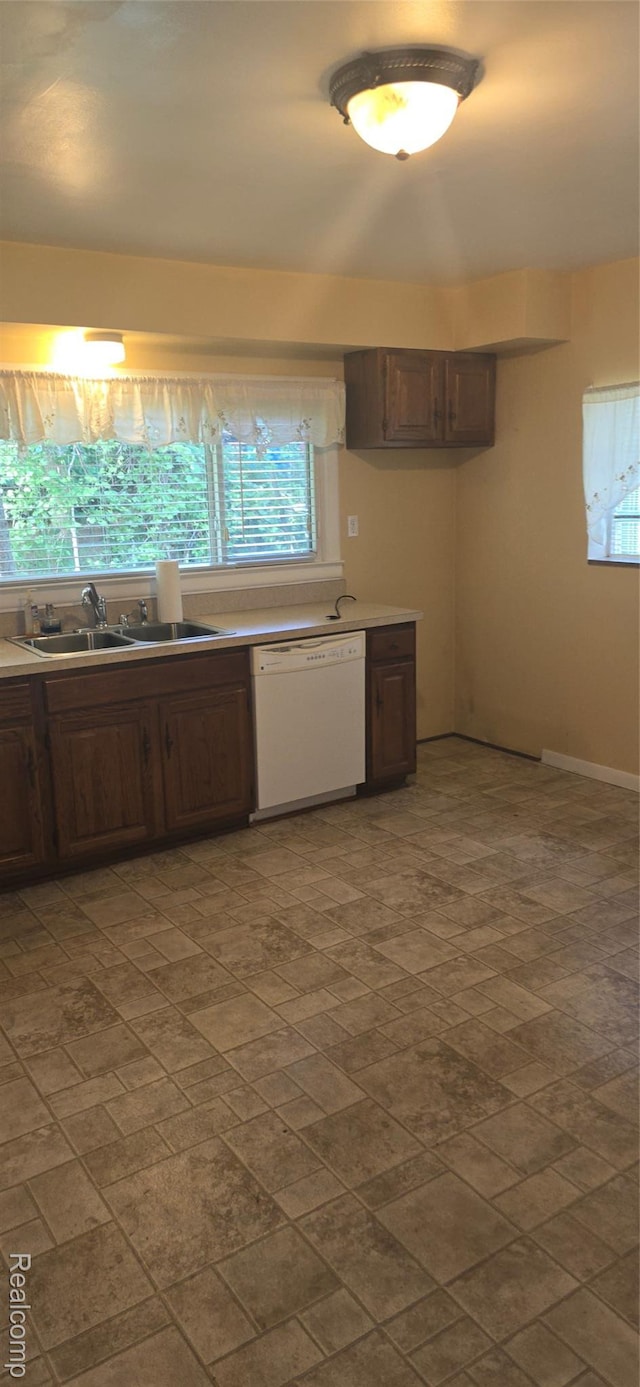 25459 Curie Ave, Warren, MI 48091