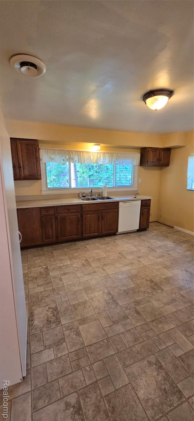 25459 Curie Ave, Warren, MI 48091