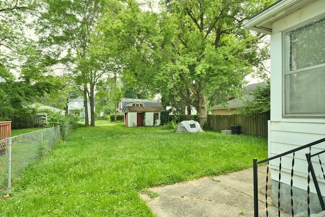 269 Euclid St, Mount Clemens, MI 48043 - fenced backyard featuring a shed