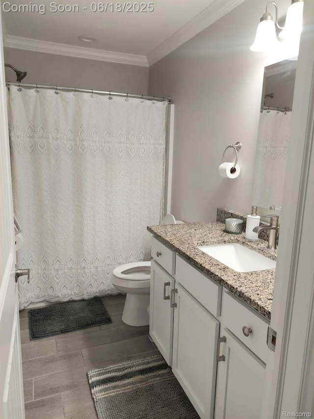 679 Judith St, Westland, MI 48186 - bathroom featuring vanity, wood finished floors, ornamental molding, and a shower with curtain