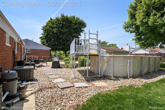 37862 Parkhurst St, Livonia, MI 48154 - view of yard featuring a patio area