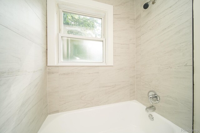 23082 Tuscany Ave, Eastpointe, MI 48021 - photo 32