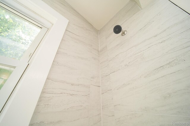 23082 Tuscany Ave, Eastpointe, MI 48021 - photo 35