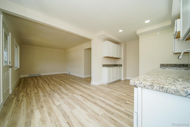 23082 Tuscany Ave, Eastpointe, MI 48021 - photo 13
