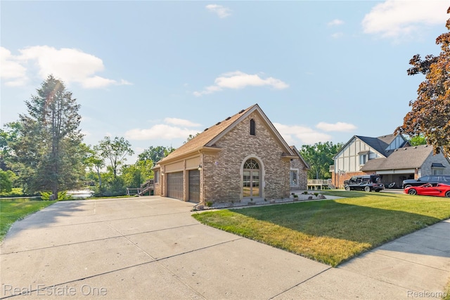 52615 Seven Oaks Dr, Shelby Twp, MI 48316 - view of front of house with brick siding, a front yard, and a garage