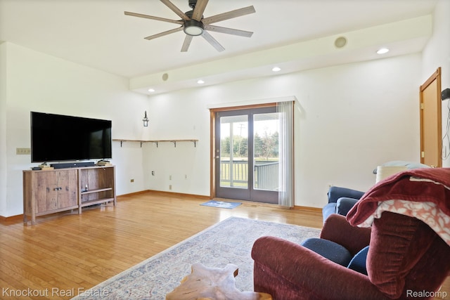 5490 Rupprecht Rd, Vassar, MI 48768 - living area featuring wood finished floors, ceiling fan, and recessed lighting