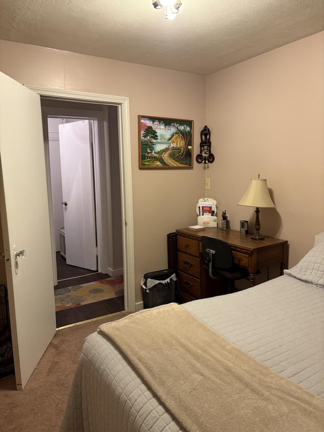 2065 Reggie Dr, Benton Harbor, MI 49022 - view of carpeted bedroom