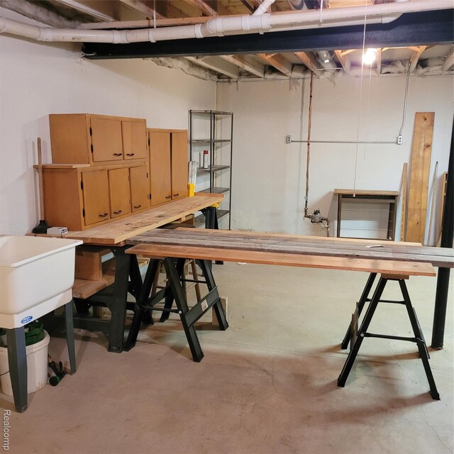 22865 Woodcreek Dr, Taylor, MI 48180 - view of unfinished basement
