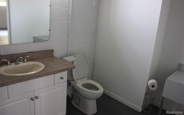 29150 Geraldine Ct, Warren, MI 48093 - bathroom featuring toilet and vanity