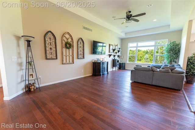 10125 Chase Lake Rd, Fowlerville, MI 48836 - photo 3